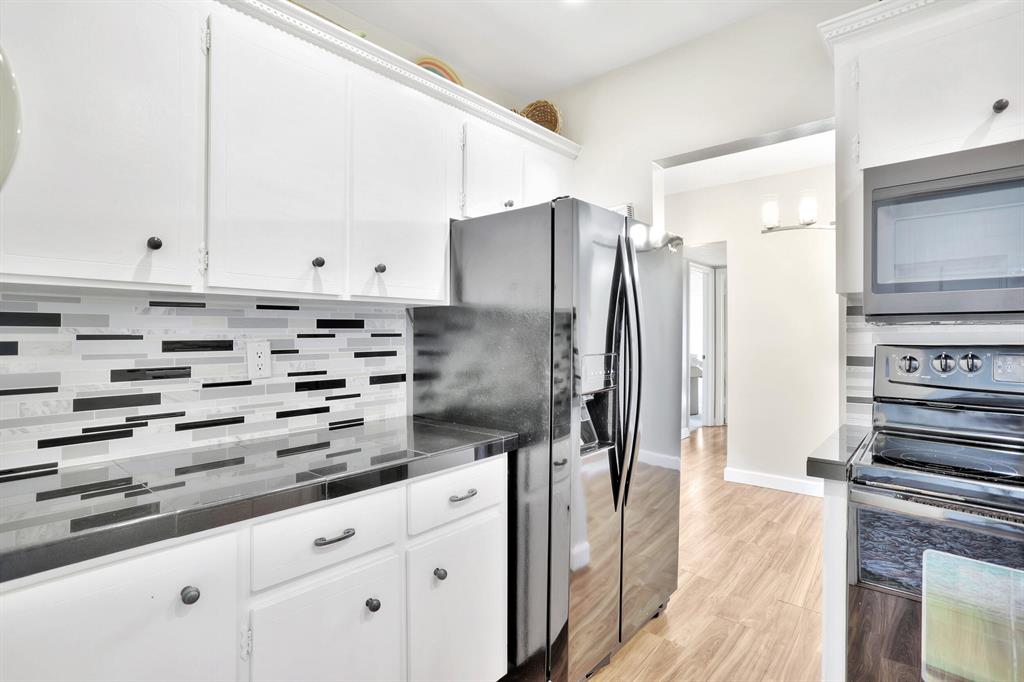 2251 NE 66th Street Unit: 1601