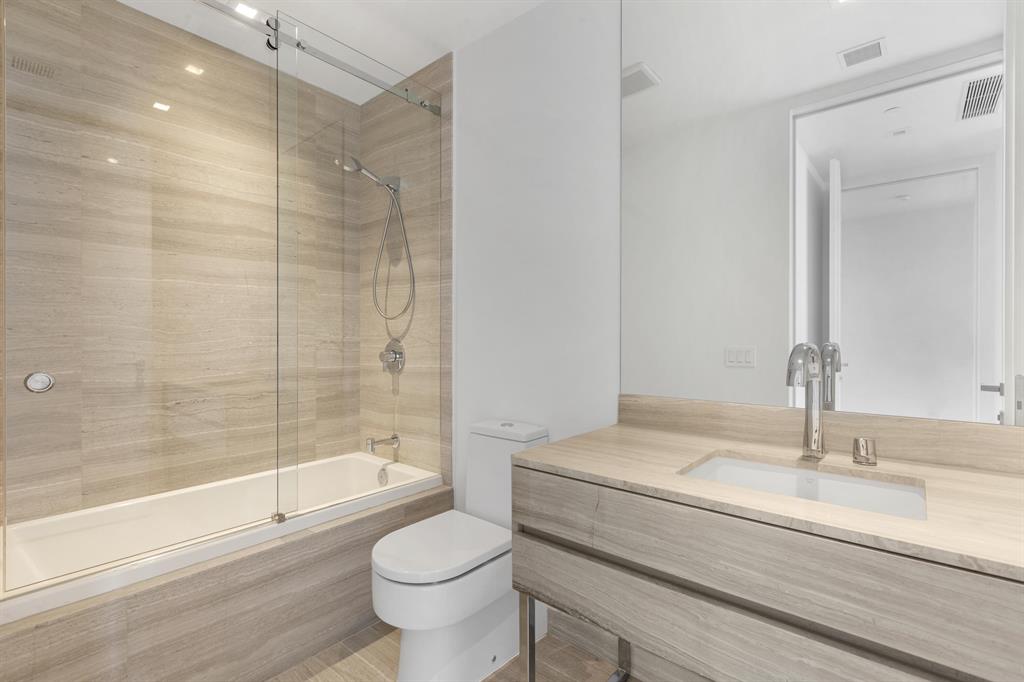 18975 Collins Avenue Unit: 1603
