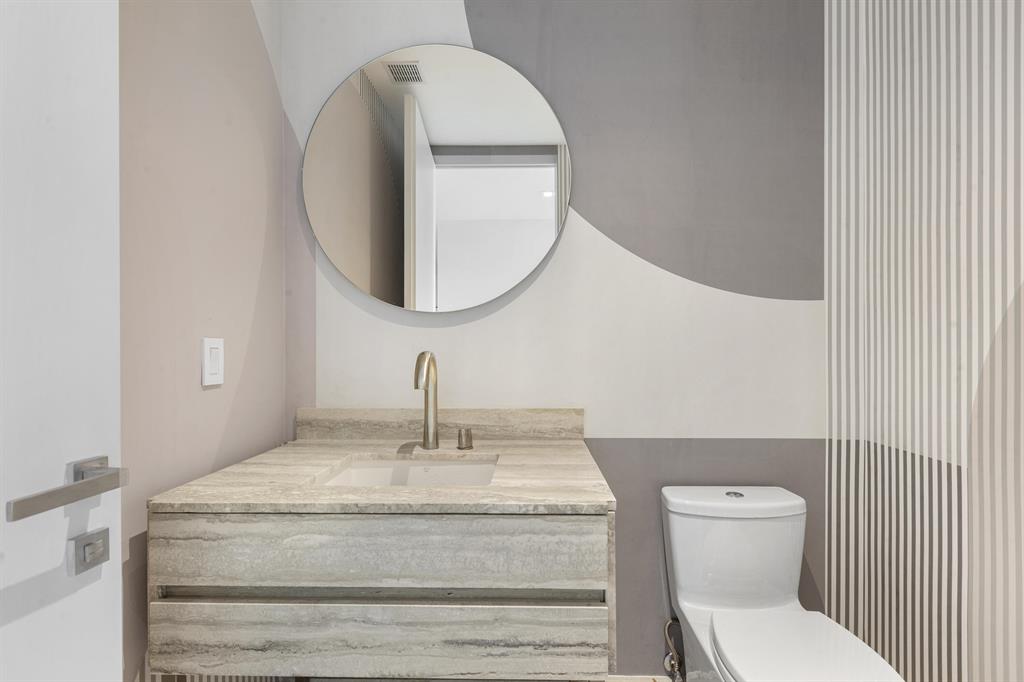 18975 Collins Avenue Unit: 1603