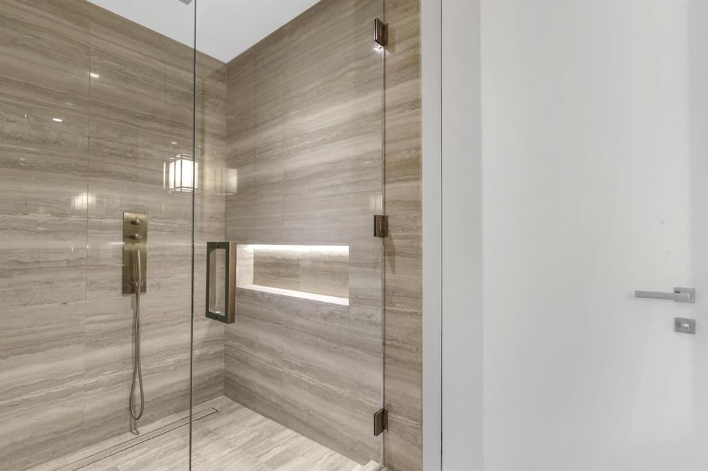 18975 Collins Avenue Unit: 1603