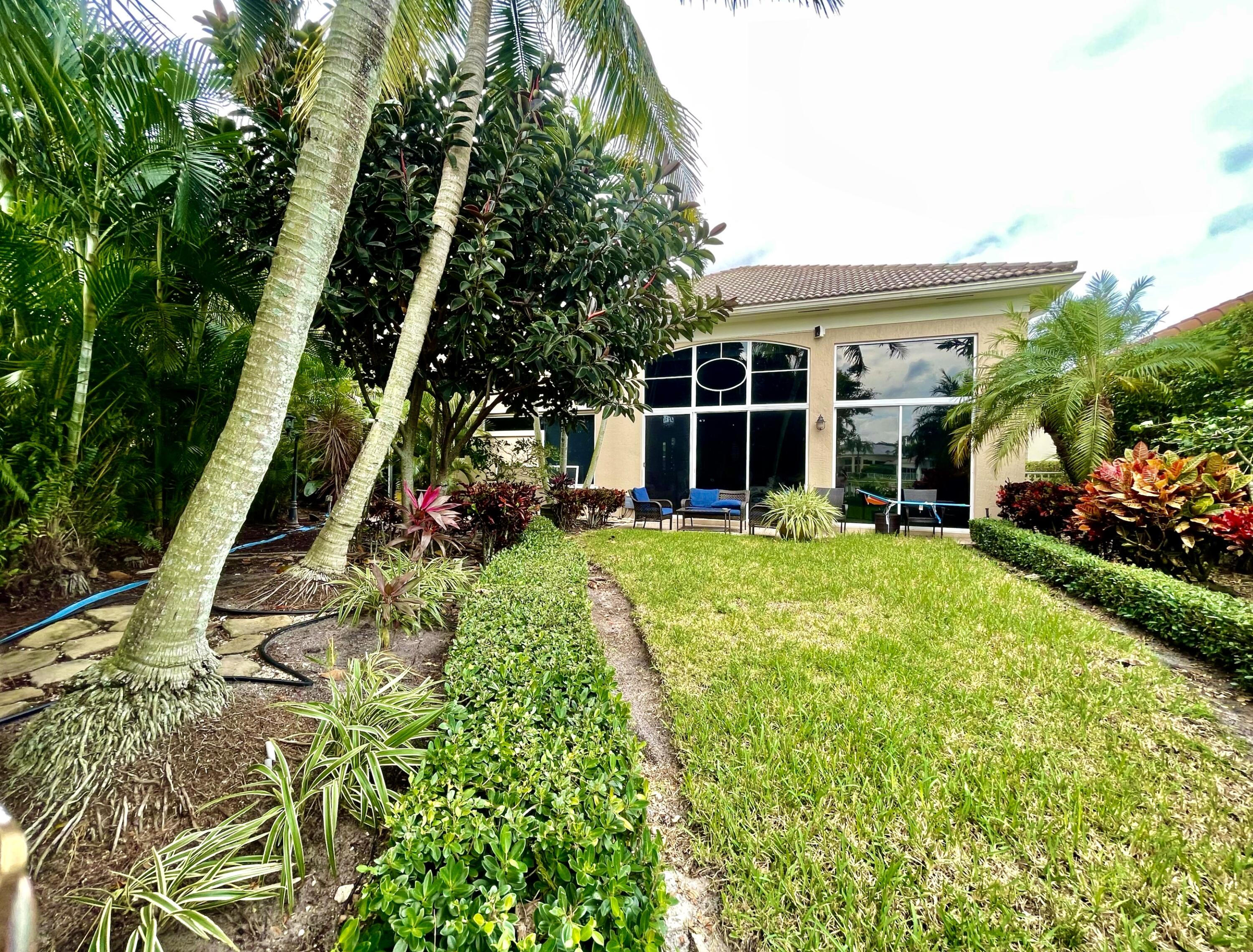 4044 Avalon Pointe Drive