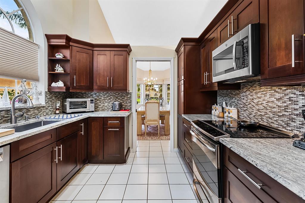 5250 Casa Real Drive