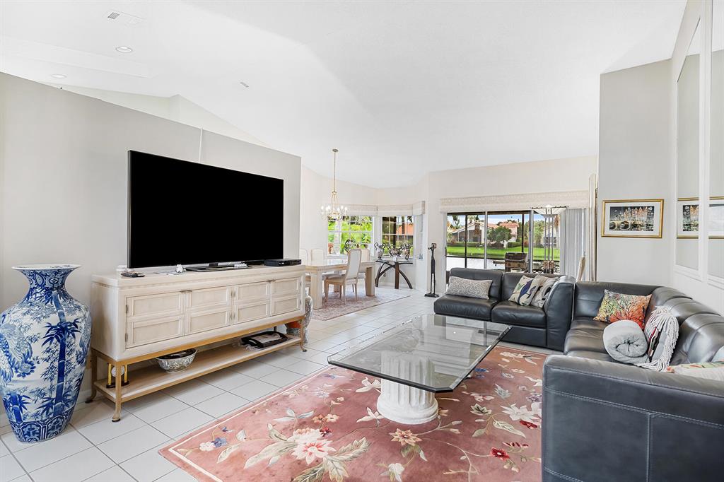 5250 Casa Real Drive