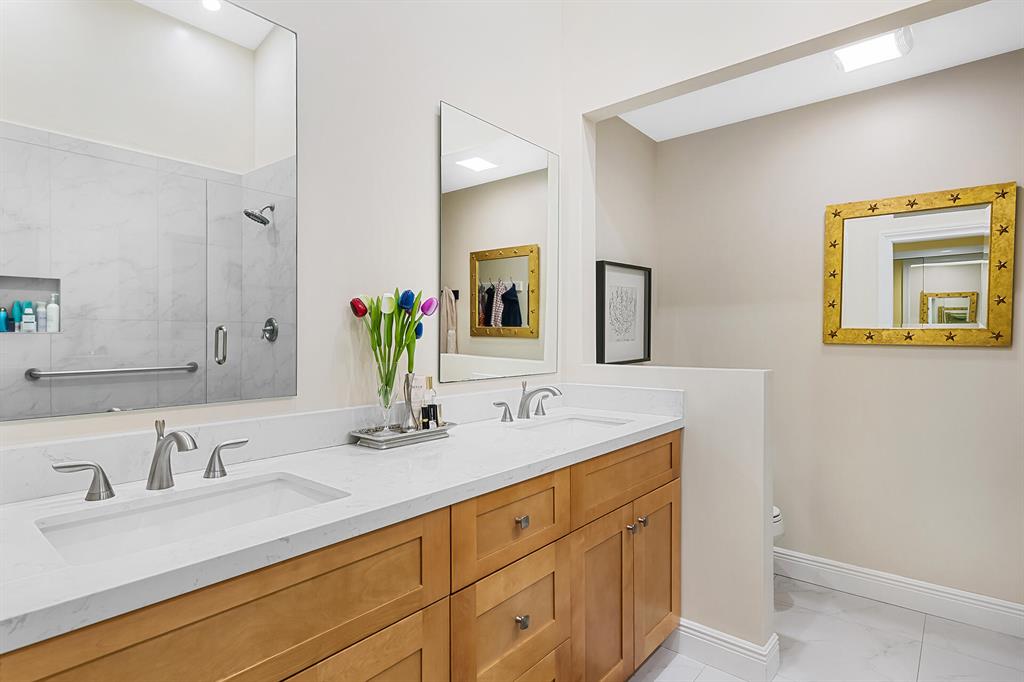 5250 Casa Real Drive