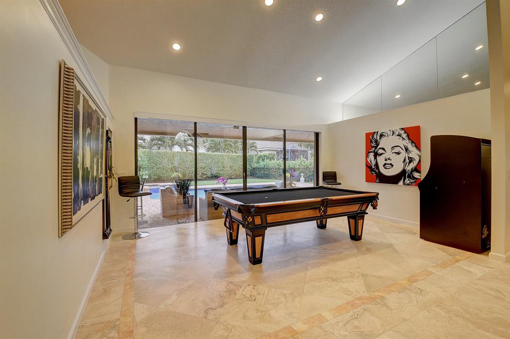 5732 Hamilton Way
