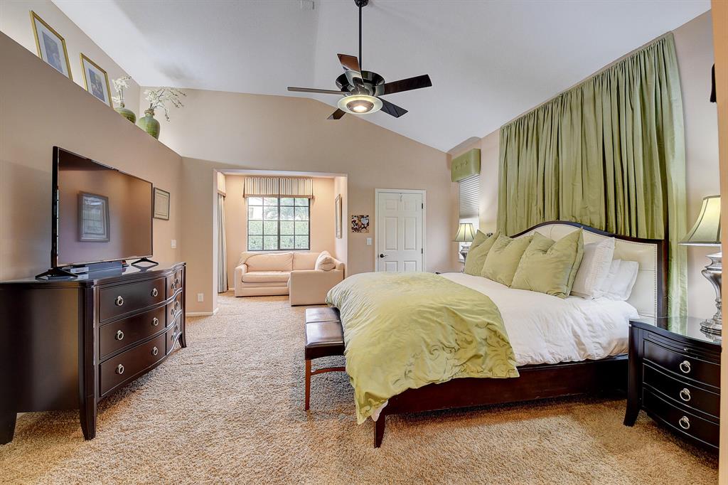 5732 Hamilton Way