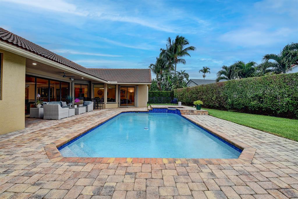 5732 Hamilton Way