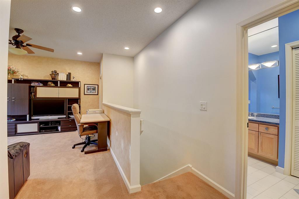 5732 Hamilton Way