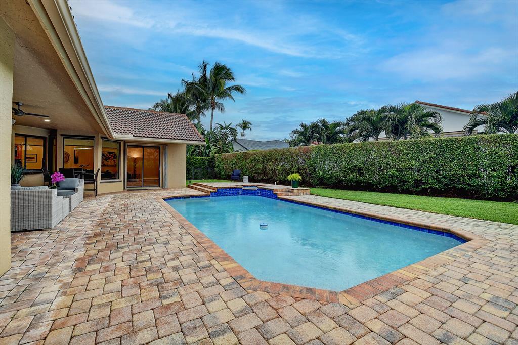 5732 Hamilton Way