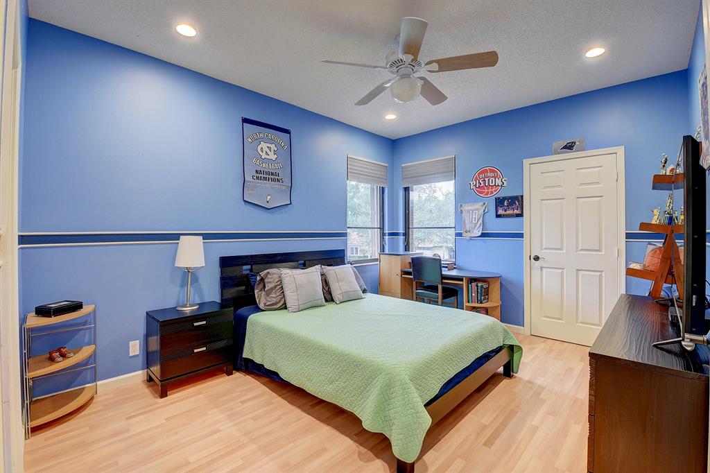 5732 Hamilton Way
