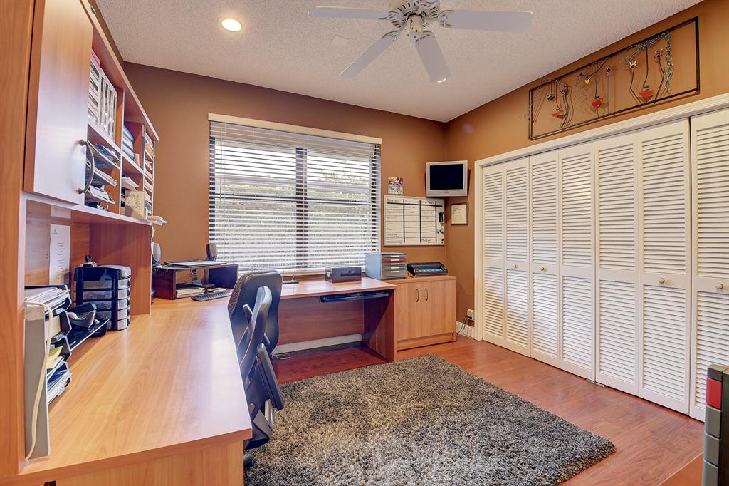 5732 Hamilton Way