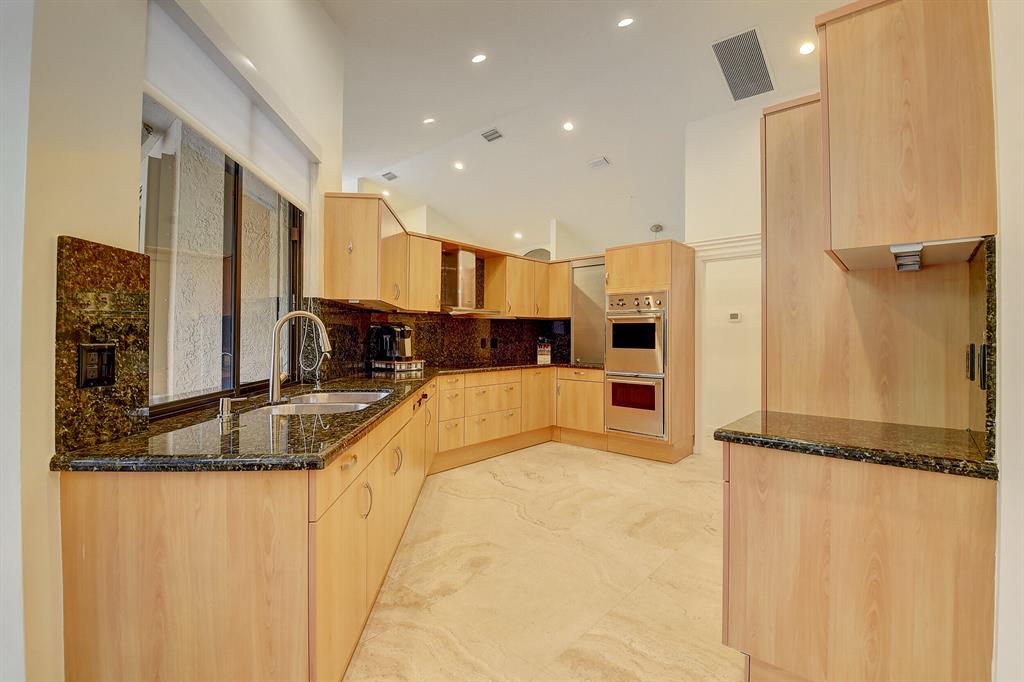 5732 Hamilton Way