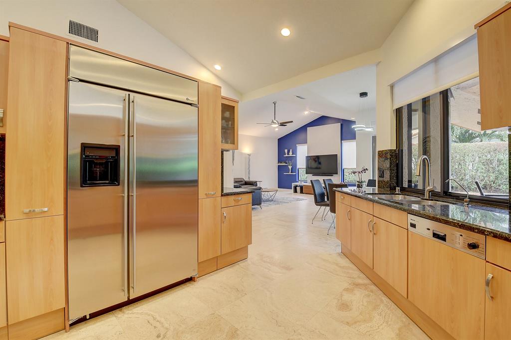 5732 Hamilton Way