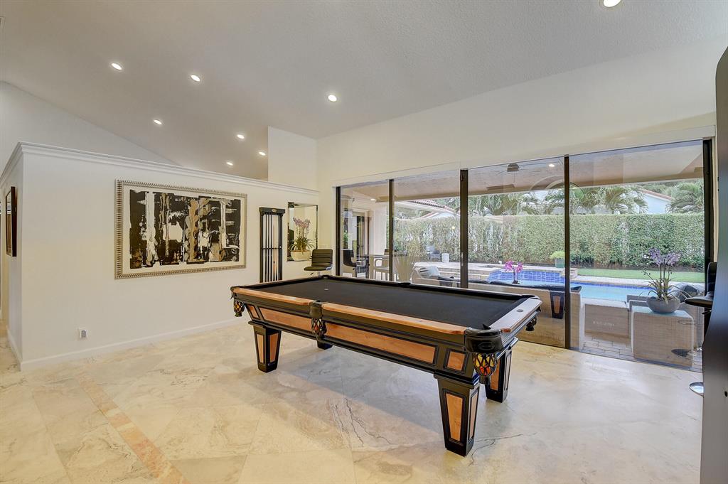 5732 Hamilton Way