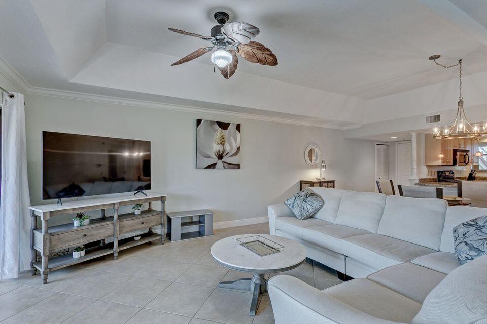 700 Uno Lago Drive Unit: 402