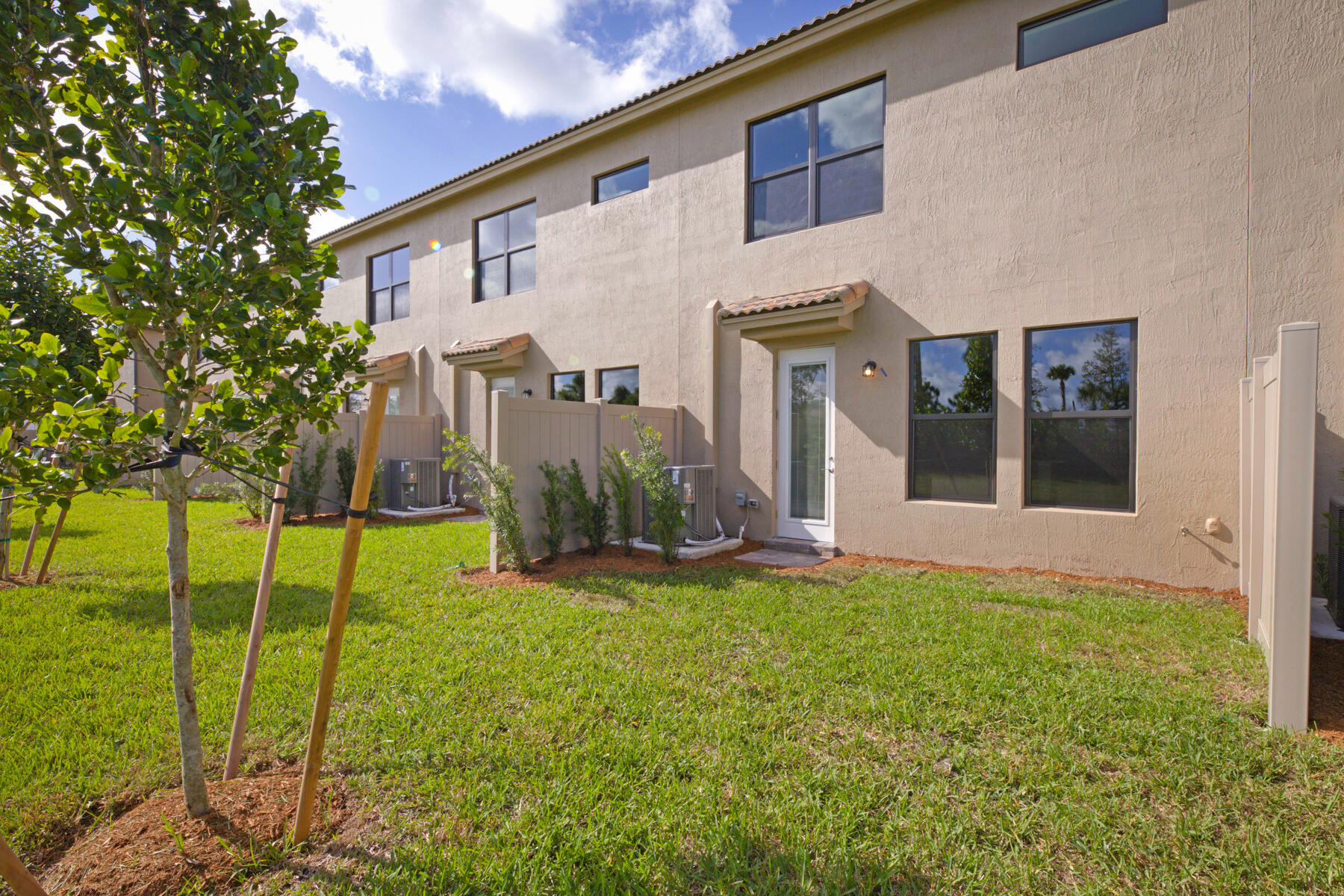 4822 Indio Trail
