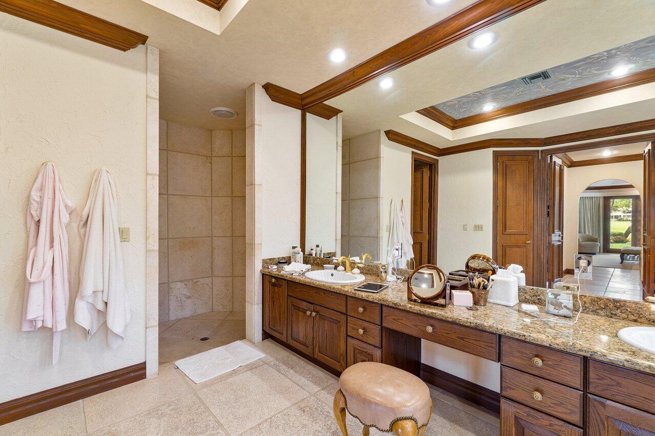 17903 Lake Estates Drive