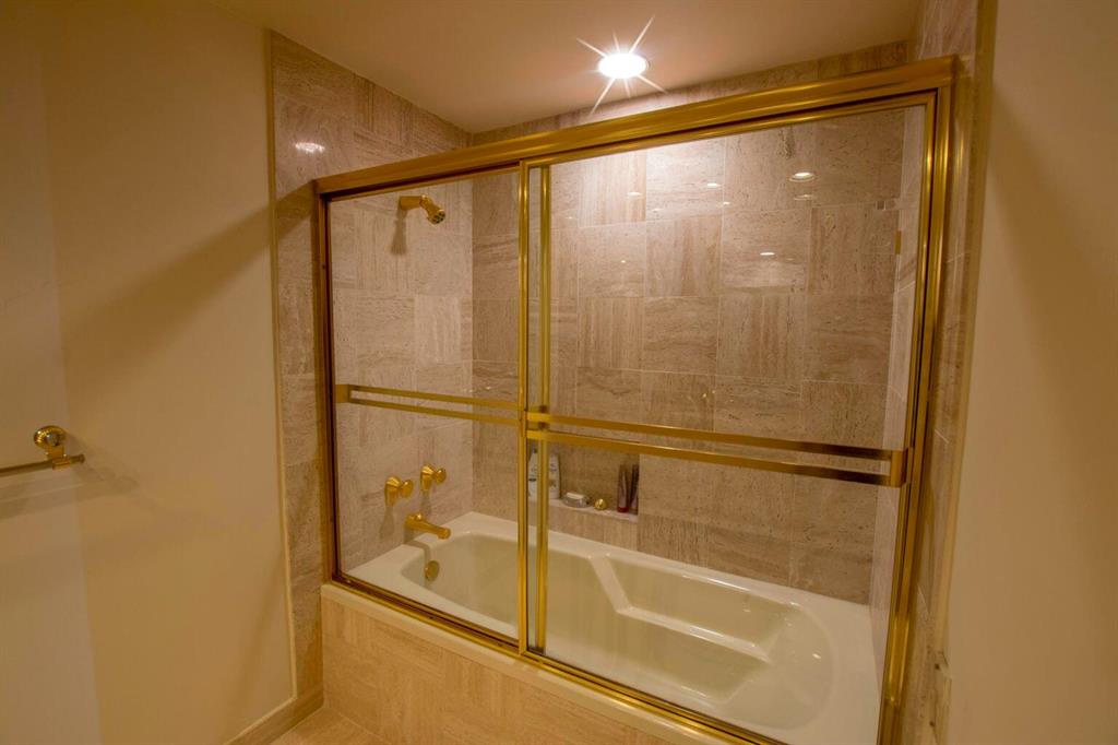 20310 Fairway Oaks Drive Unit: 143