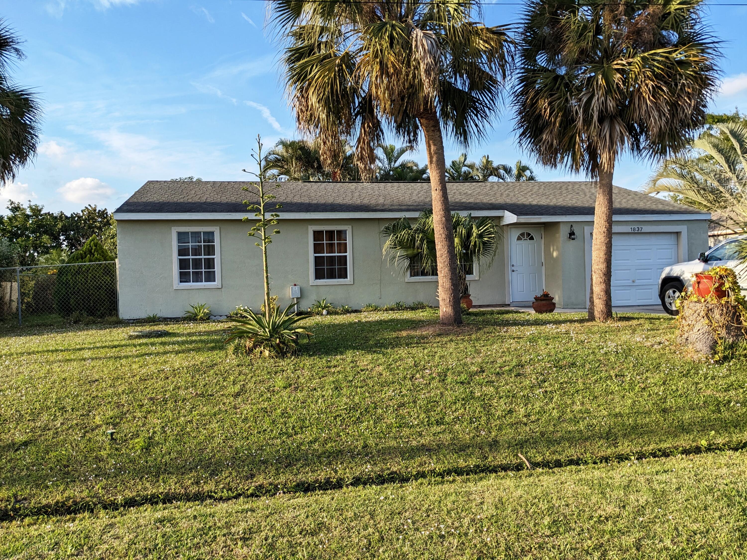 1837 SE Mandrake Circle