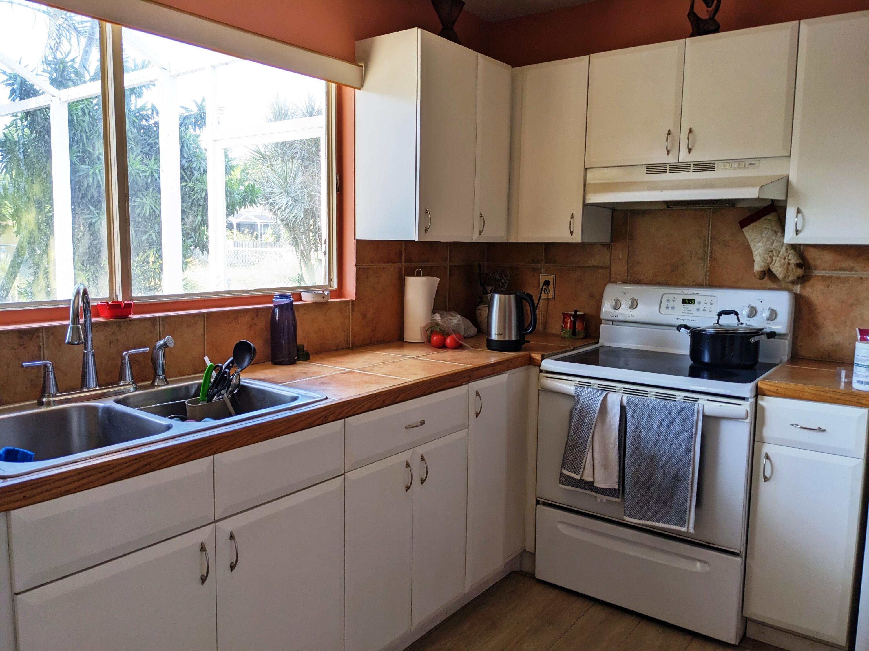 1837 SE Mandrake Circle