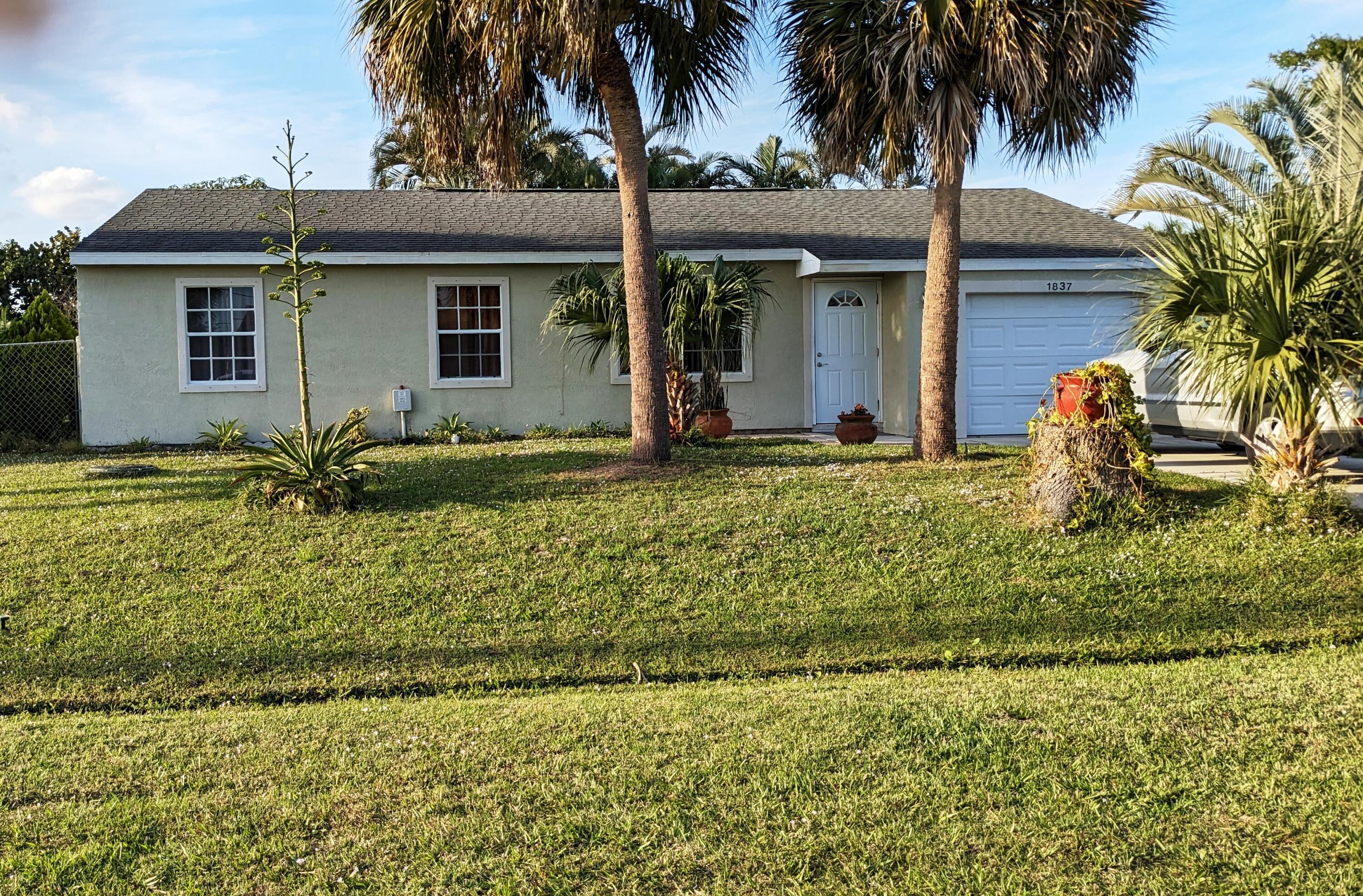 1837 SE Mandrake Circle