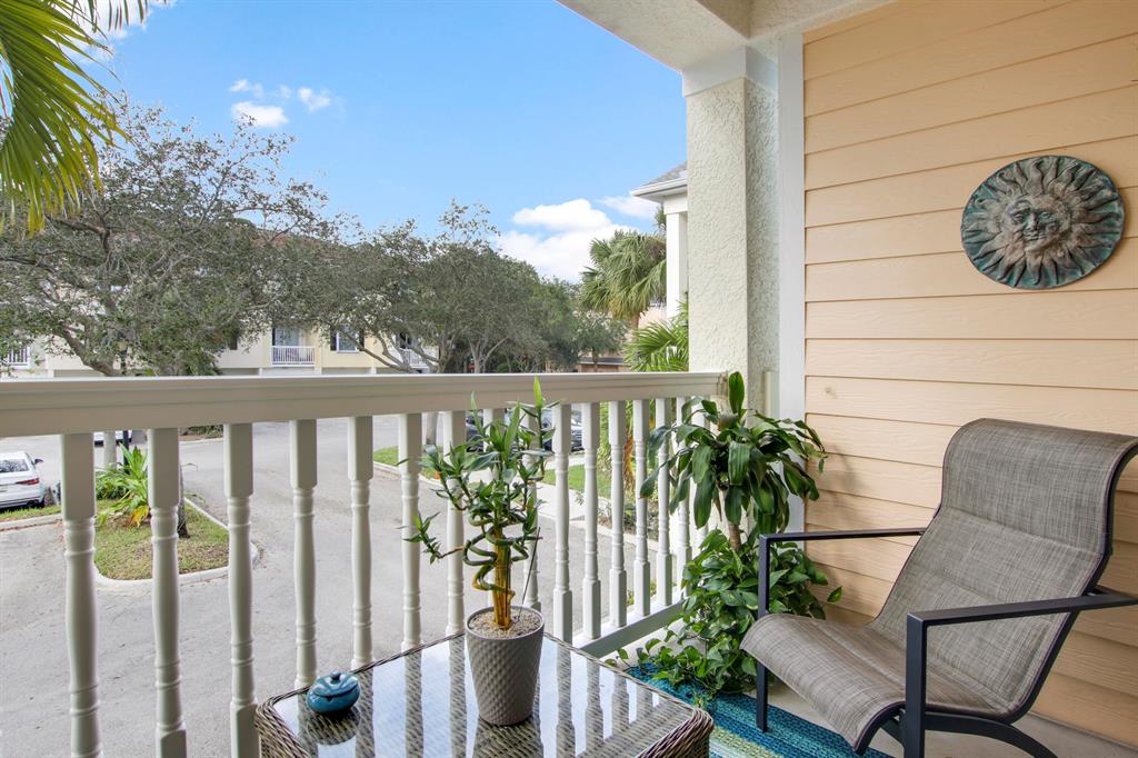 276 Murcia Drive Unit: 212
