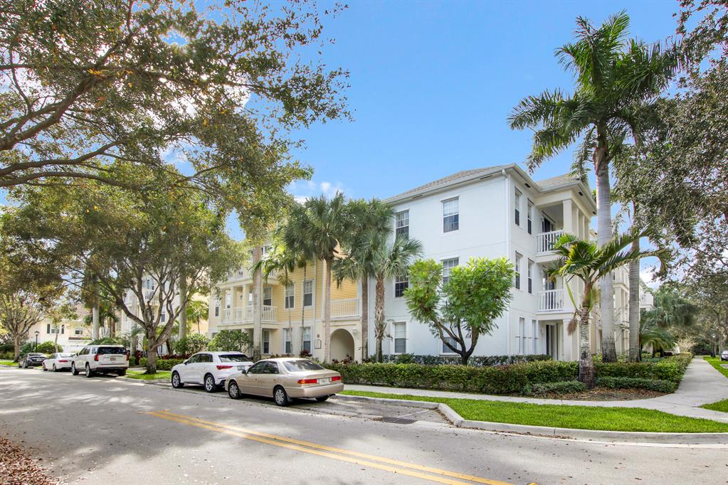 276 Murcia Drive Unit: 212