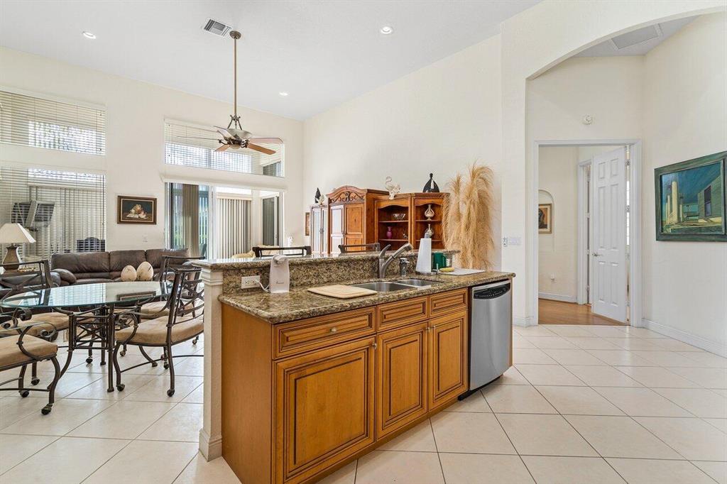 16866 Knightsbridge Lane