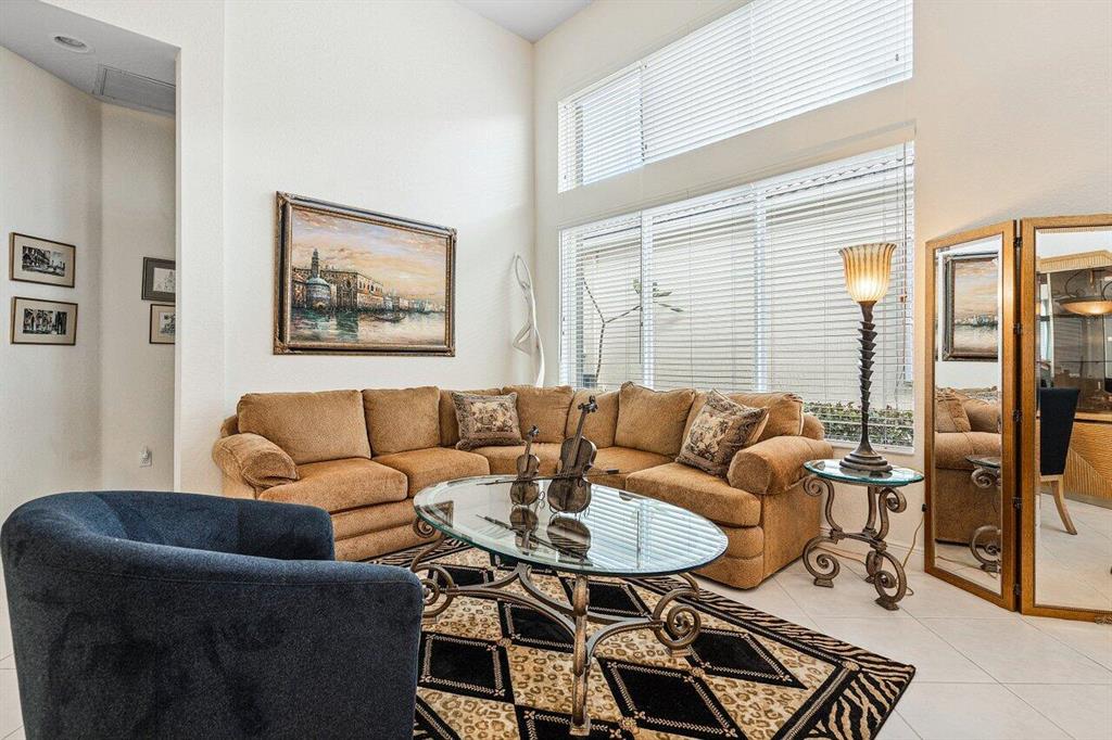 16866 Knightsbridge Lane