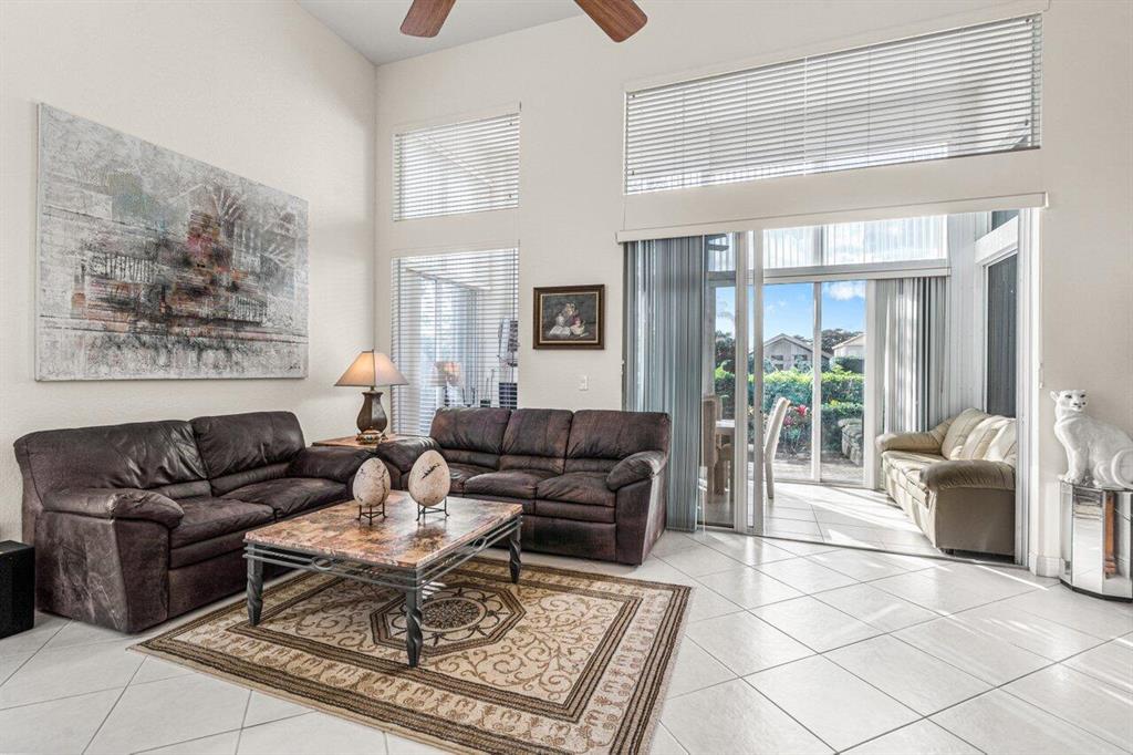 16866 Knightsbridge Lane