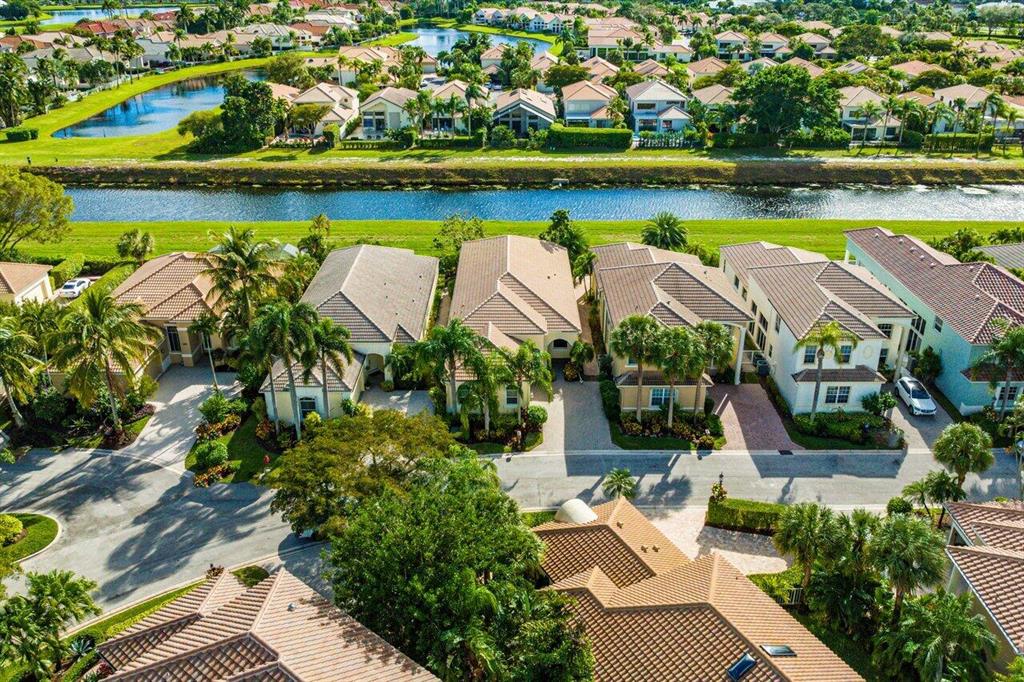 16866 Knightsbridge Lane