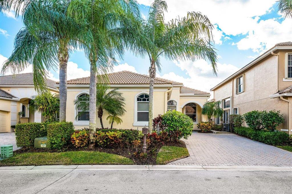 16866 Knightsbridge Lane
