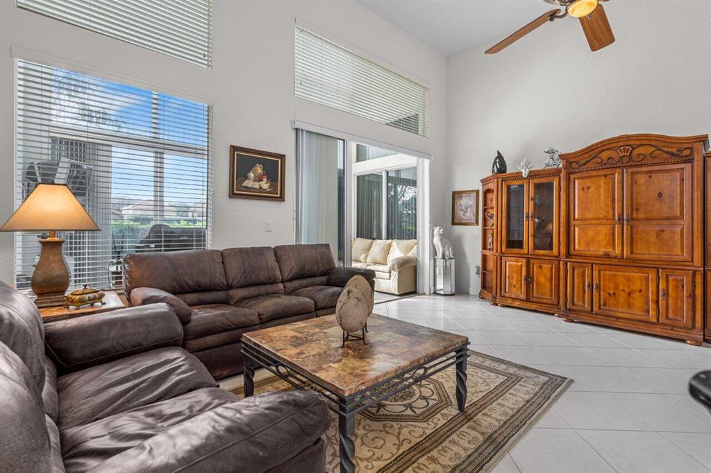 16866 Knightsbridge Lane