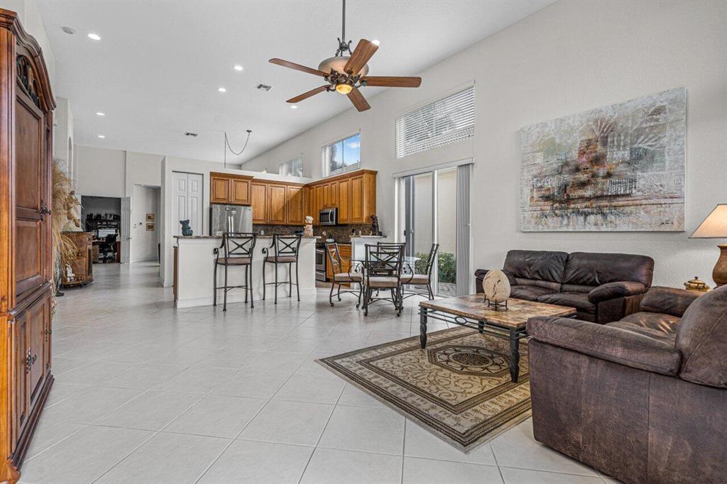16866 Knightsbridge Lane