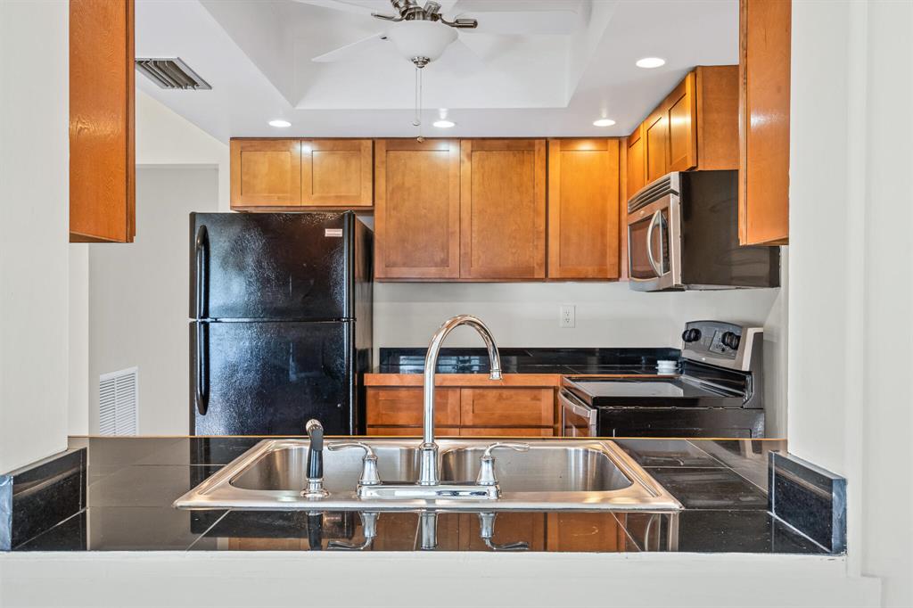 6770 NW 14th Place
