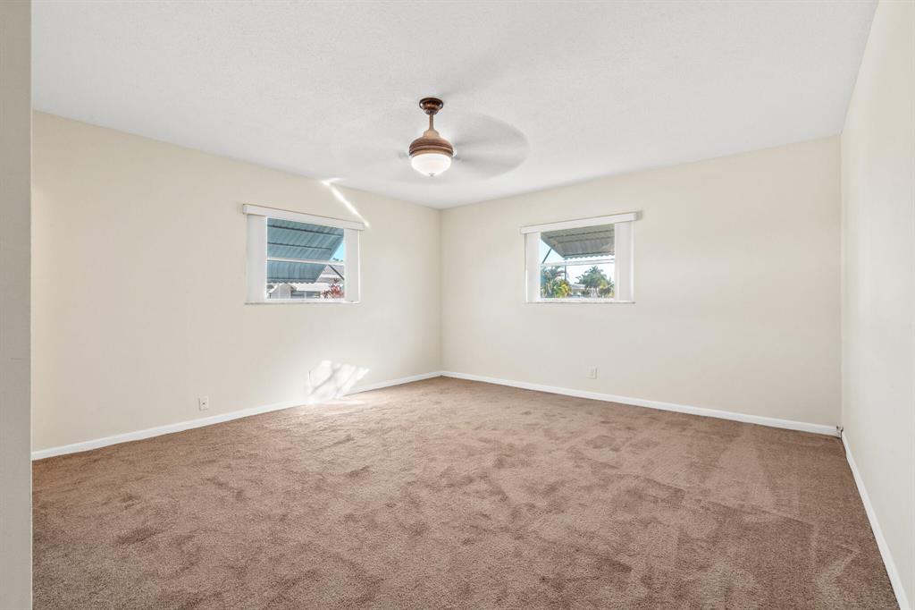 6770 NW 14th Place