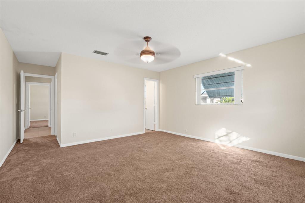 6770 NW 14th Place
