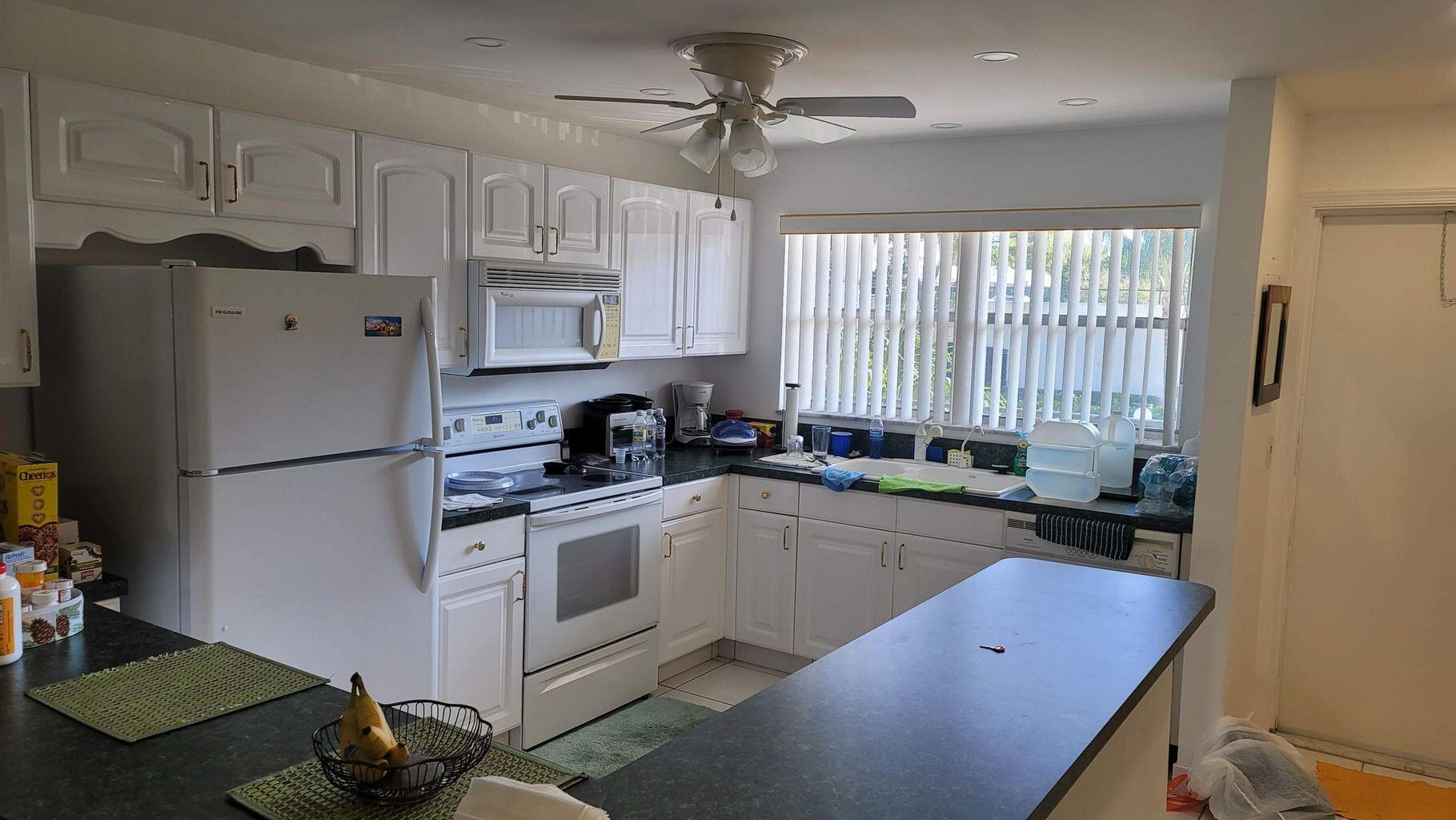 2016 S Federal Hwy 204 Highway Unit: 204