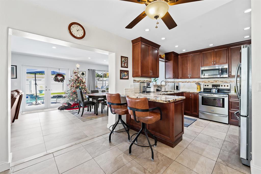 316 SE 6th Avenue