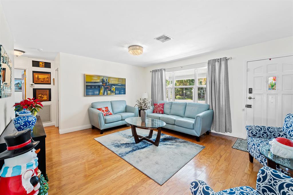 316 SE 6th Avenue