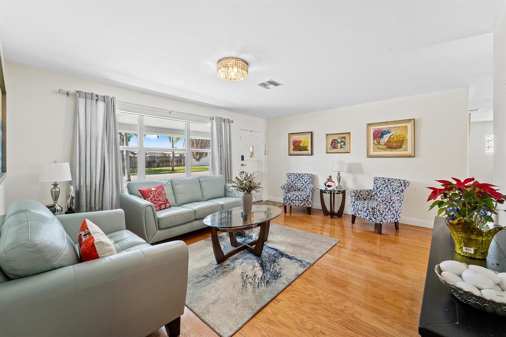 316 SE 6th Avenue