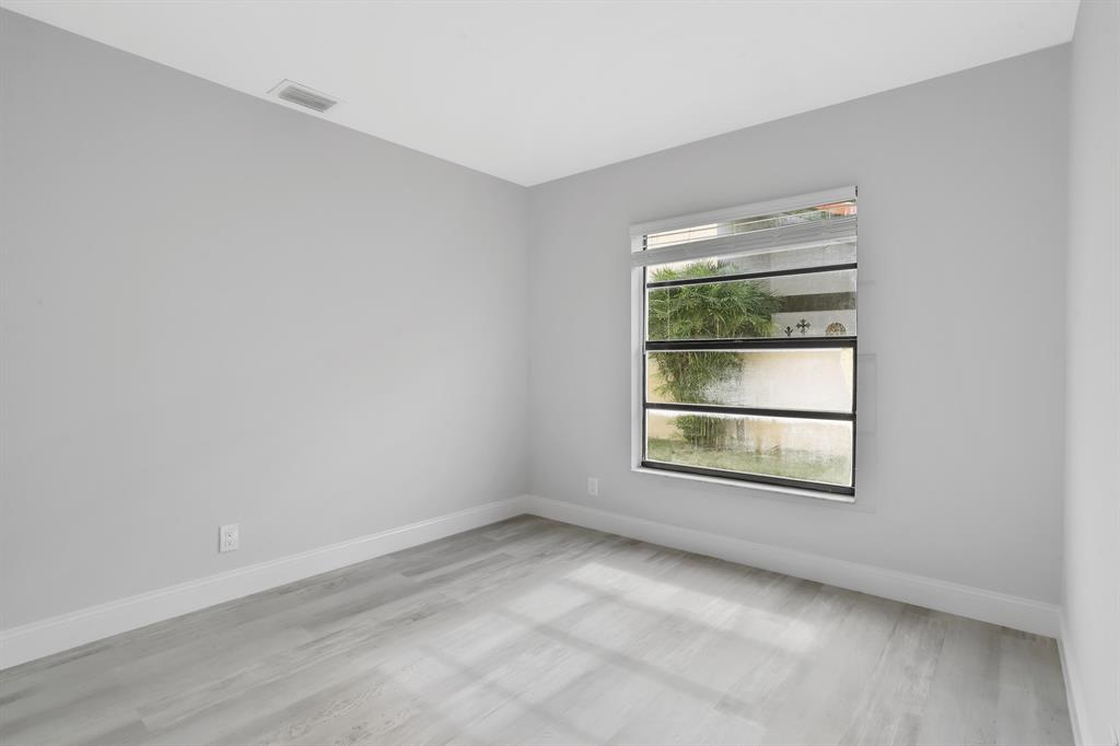 1235 NW 22nd Avenue