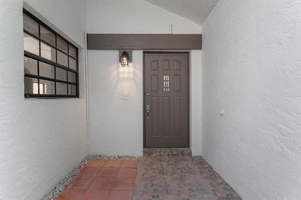 1235 NW 22nd Avenue
