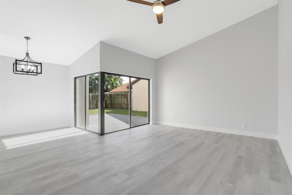 1235 NW 22nd Avenue
