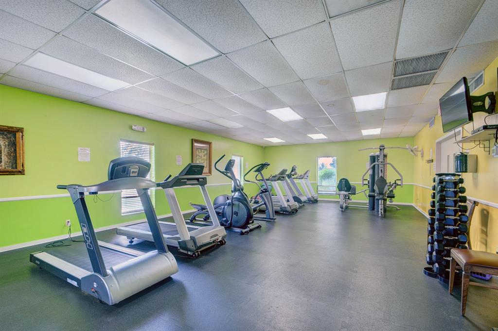 2400 NE 1st Lane Unit: 312