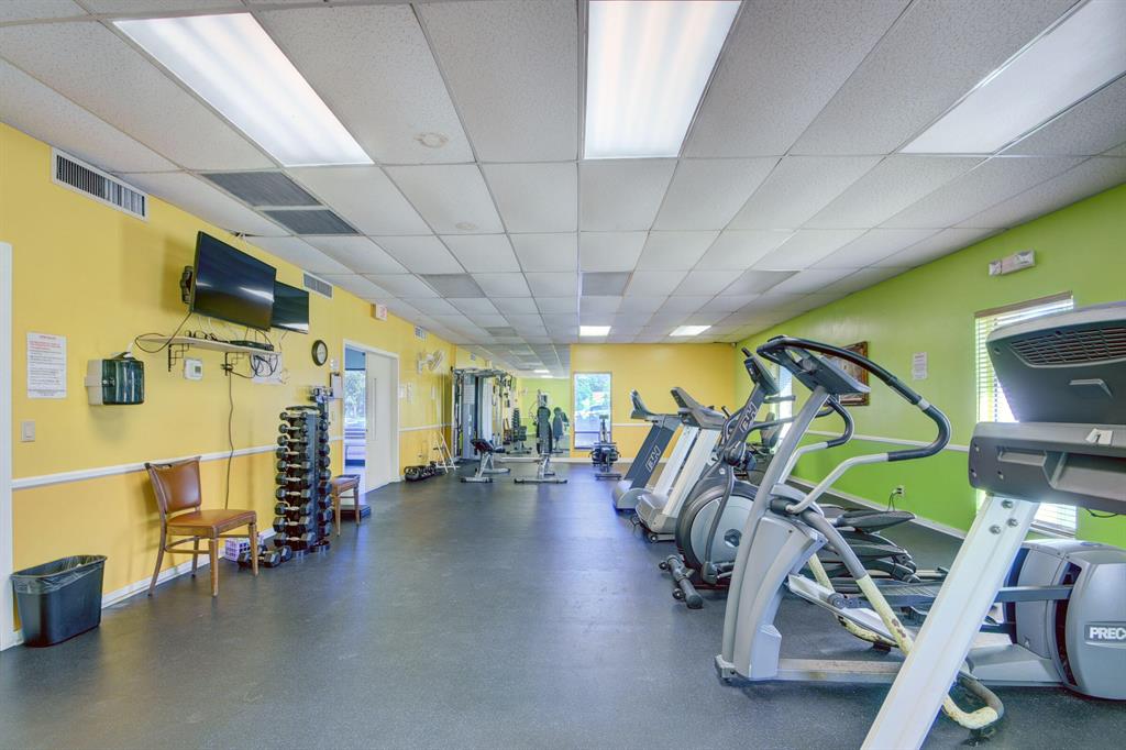 2400 NE 1st Lane Unit: 312