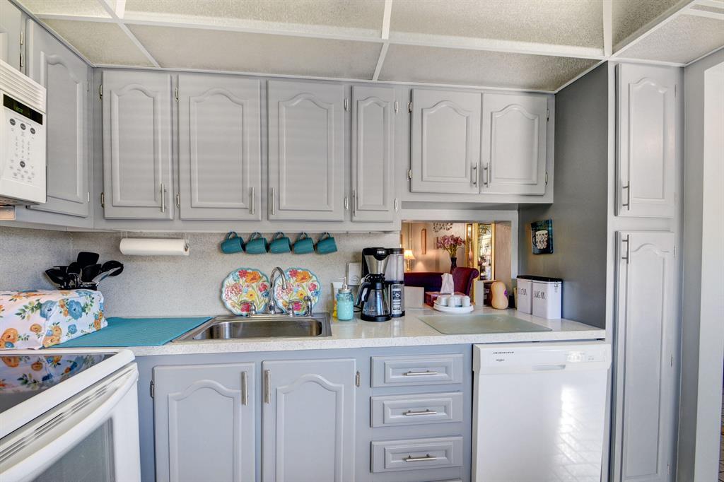 2400 NE 1st Lane Unit: 312