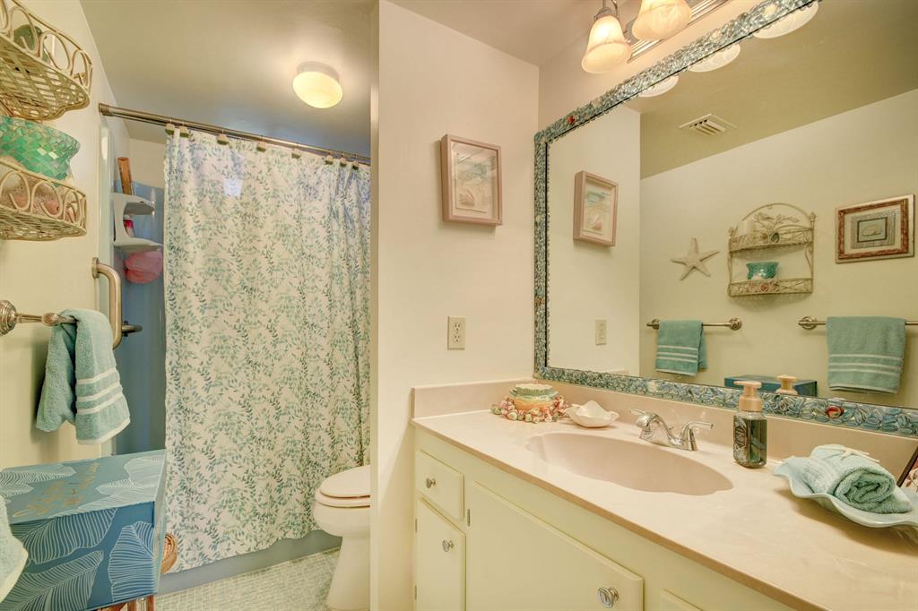 2400 NE 1st Lane Unit: 312