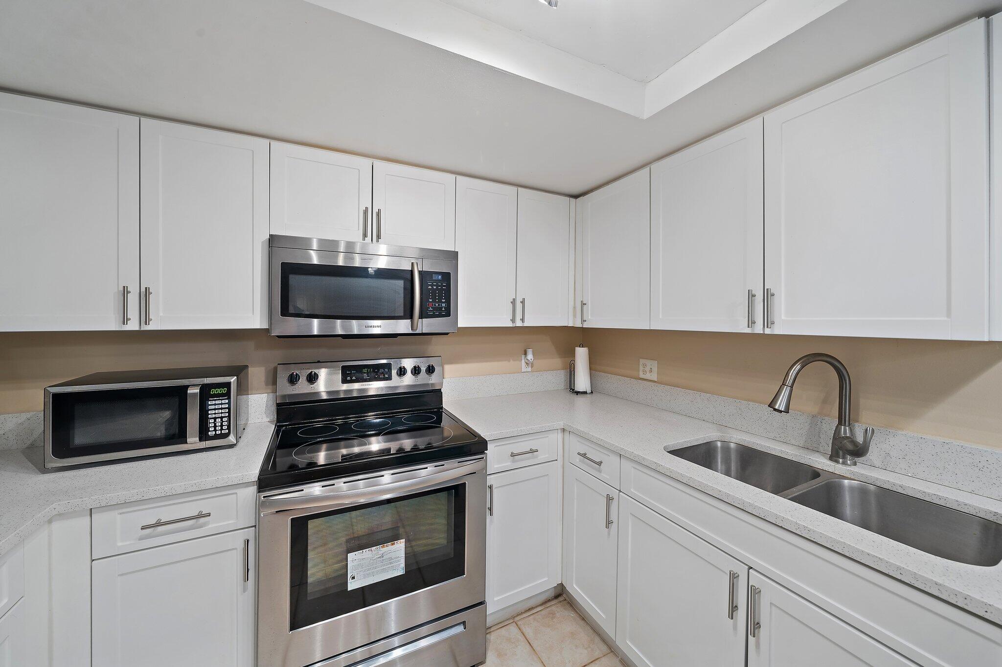 4159 N Haverhill Road Unit: 1318