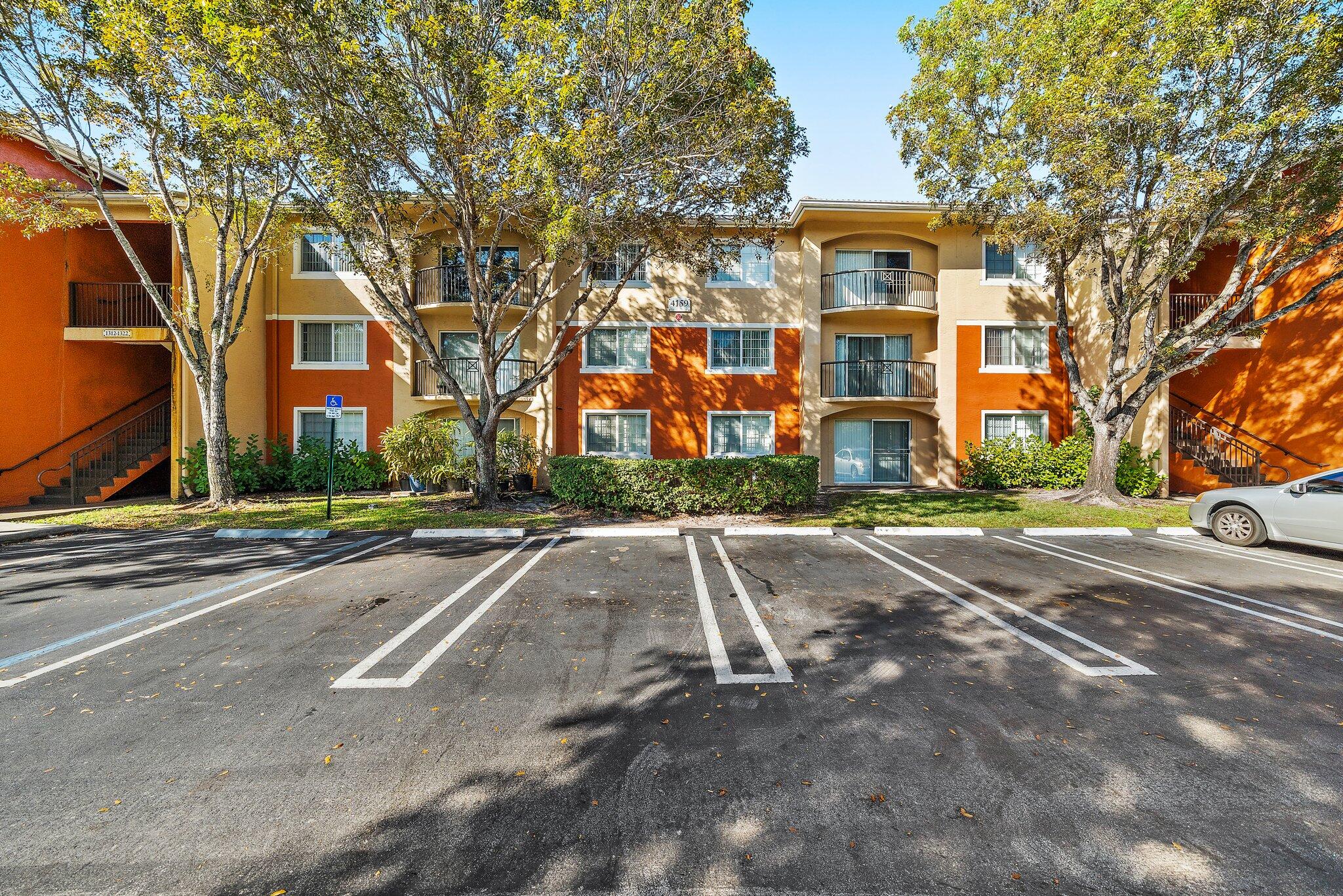 4159 N Haverhill Road Unit: 1318